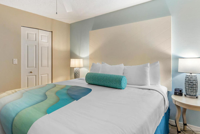 Bedroom 3, Via Roma Beach Resort, Manatee