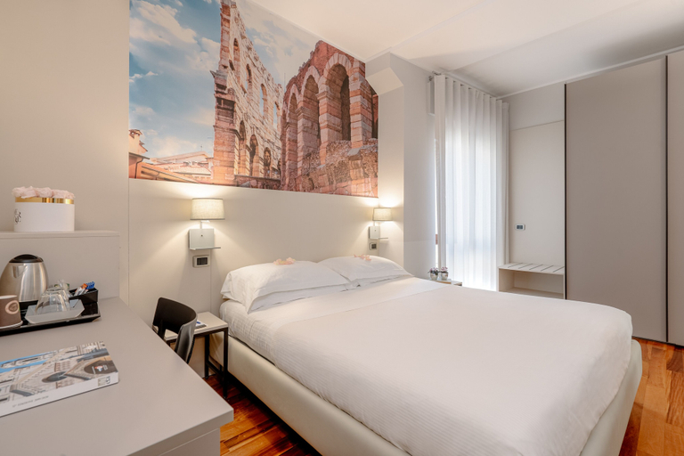 Bedroom 3, Giulietta E Romeo Hotel, Verona