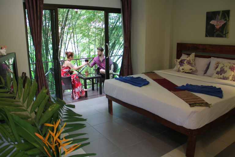 Bedroom 2, Khao Sok Green Valley Resort, Phanom