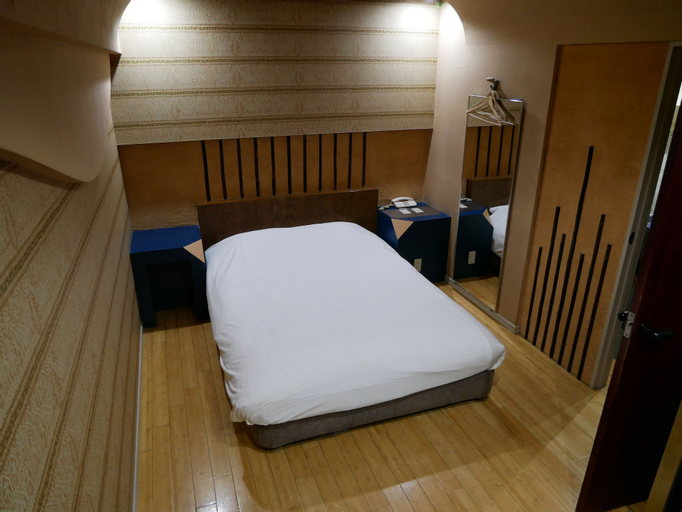Bedroom 17