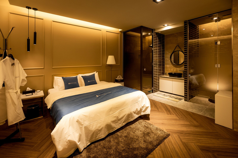 Bedroom 3, Hotel Bentley, Chuncheon
