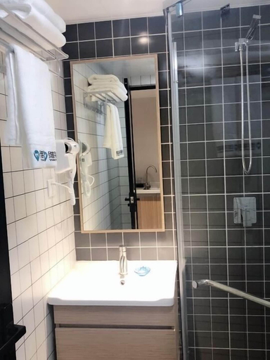 Bathroom, Ruide Apartment Xiaobei Railway Station, Guangzhou