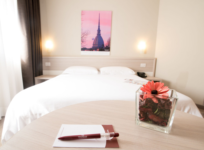 Bedroom 5, Best Quality Hotel Politecnico, Torino