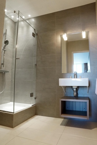 Bathroom 4, Hotel le Jersey, Ille-et-Vilaine