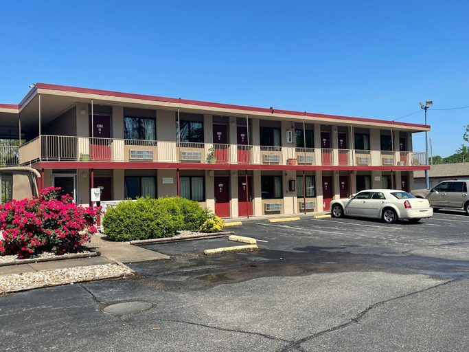 Exterior & Views 2, Suite Stay Evansville, Vanderburgh