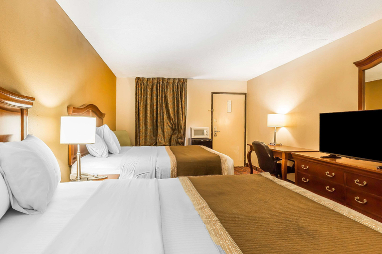 Bedroom 4, Rodeway Inn Knoxville, Knox