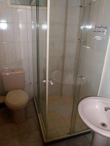 Bathroom 4, Pousada Porto do Sol, Cabo Frio
