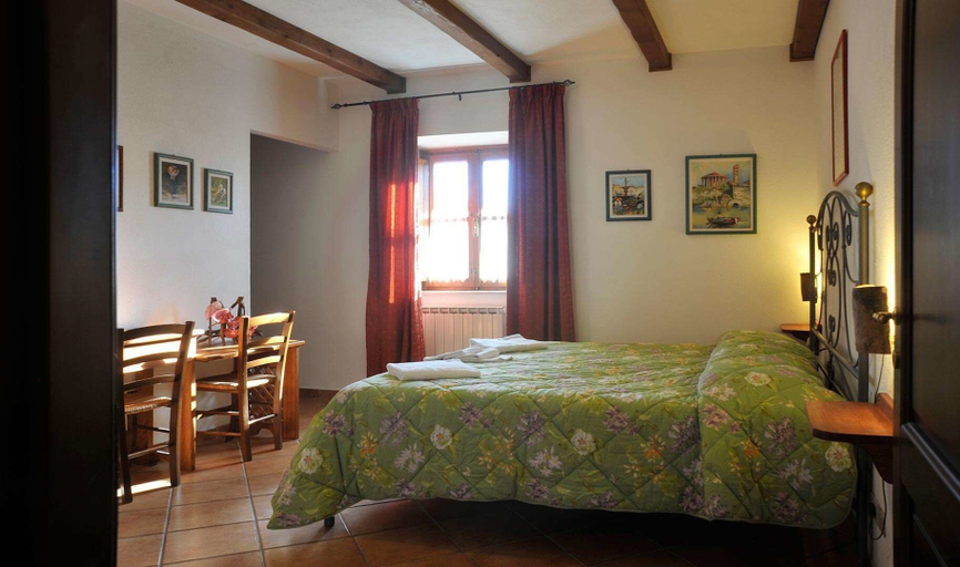 Bedroom 2, Fattoria Giunasco, Massa Carrara