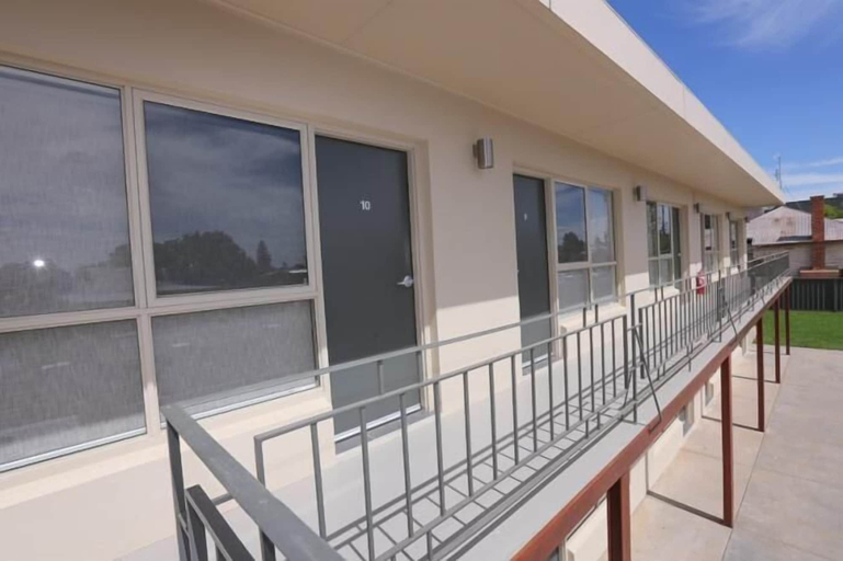 Others 5, Seven Pines Motor Inn, Mildura - Pt A