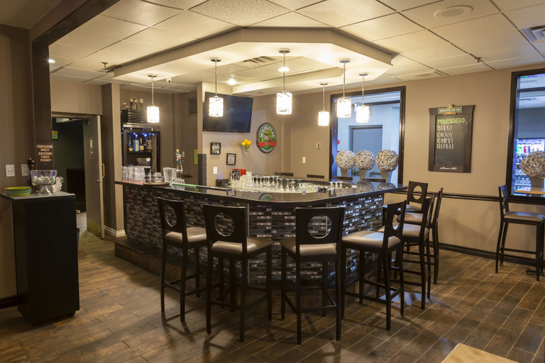 Food & Drinks 5, Best Western Plus Toronto Airport Hotel, Peel