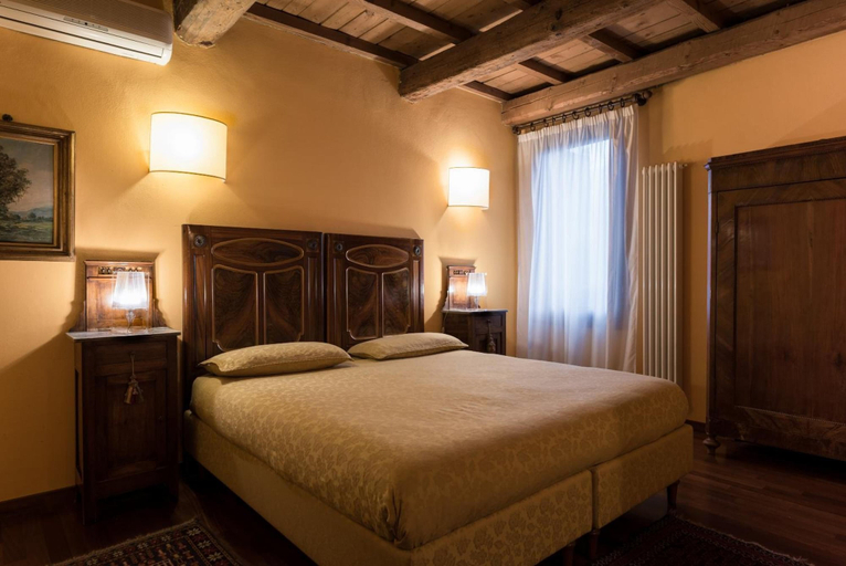 Bedroom 2, Piazza Nova Guest House, Ferrara