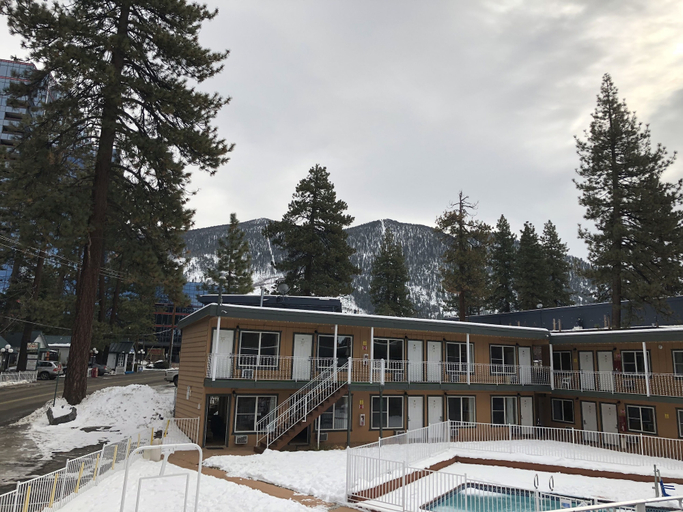 Exterior & Views 3, Alpine Inn and Spa, El Dorado