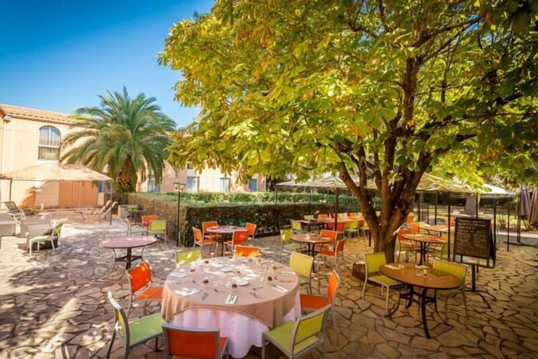 Food & Drinks 3, Best Western Le Clos de l'Aube Rouge, Hérault