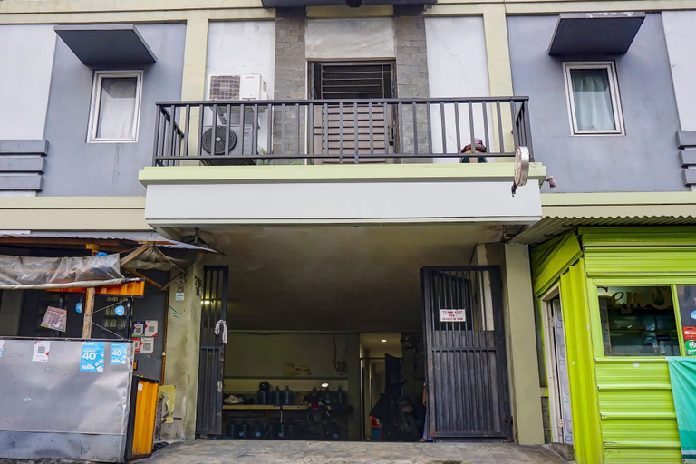 Exterior & Views, Hotel O Royani Residence, South Jakarta