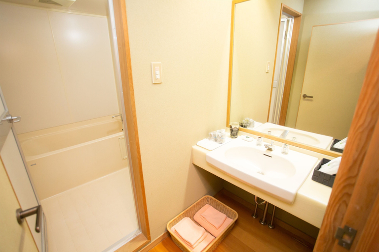 Bathroom 4, Hotel Green Hill, Satsumasendai