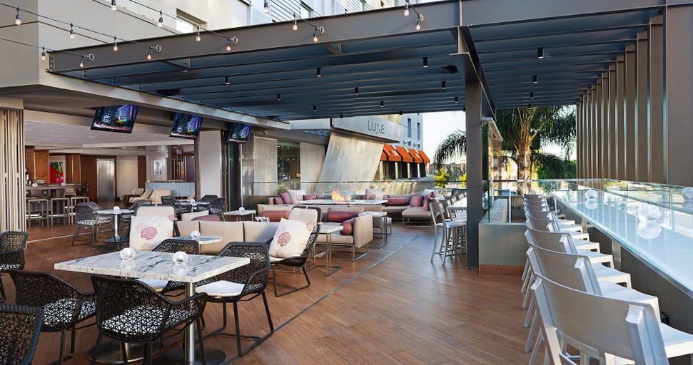 Food & Drinks 2, E-Central Downtown Los Angeles Hotel, Los Angeles