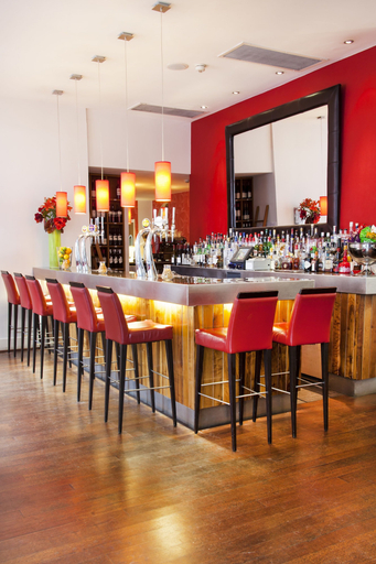 Food & Drinks 5, Lanes Hotel, Somerset