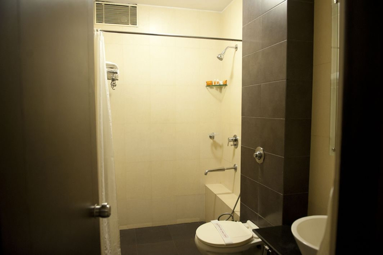 Bathroom 3, Hotel Siddharta, Mysore