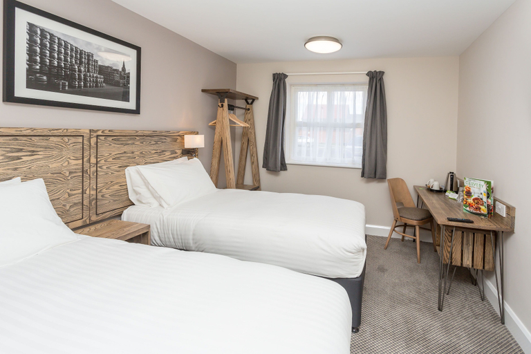 Bedroom 3, The Aviator, formerly Smugglers Cove, Clacton On Sea by Marston's Inns, Essex