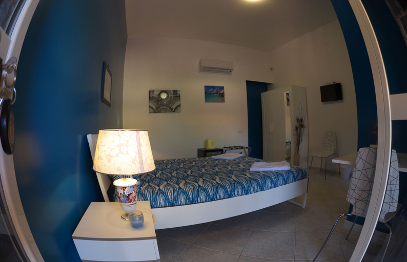 Bathroom 4, Villa Concordia, Agrigento
