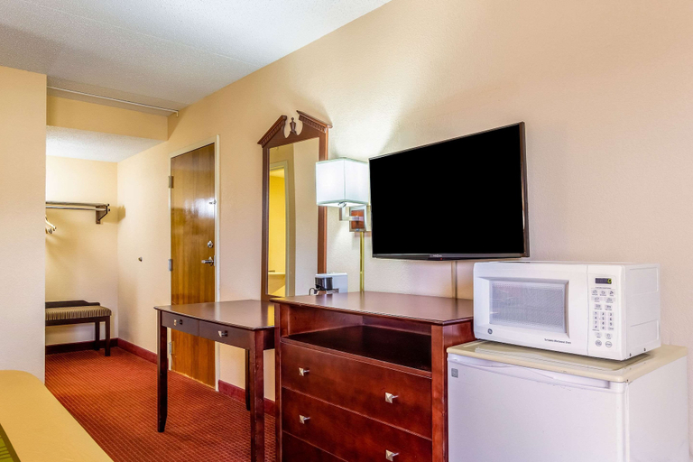 Bedroom 3, Econo Lodge Rocky Top, Anderson