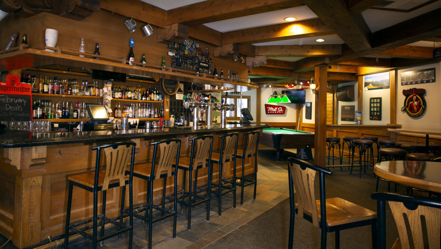 Food & Drinks 5, Whistlers Inn, Division No. 15