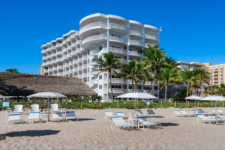 Exterior & Views 2, Beachcomber Resort & Club, Broward