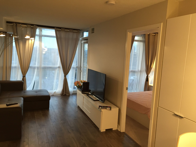 Bedroom 3, A&A Suites in the heart of Downtown Toronto, Toronto