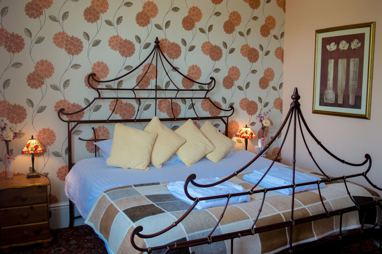 Bedroom 3, The Grange Court Hotel, Devon
