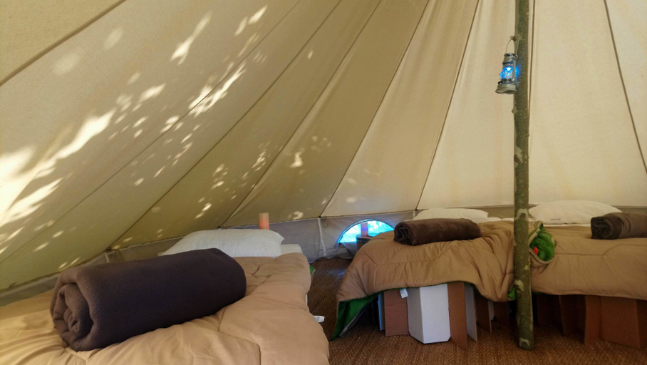 Bedroom 3, Tentes Lodges Atypik Nomad, Drôme