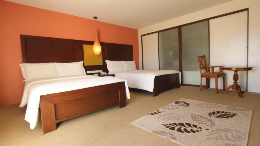 Bedroom 2, Coron Gateway Hotel & Suites, Coron