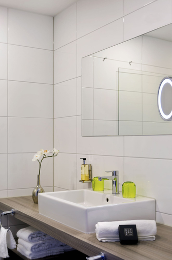 Bathroom 3, Fletcher Hotel-Restaurant Wings-Rotterdam, Rotterdam