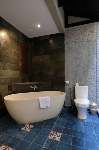 Bathroom 5, Sima Hotel Kuta Lombok, Lombok