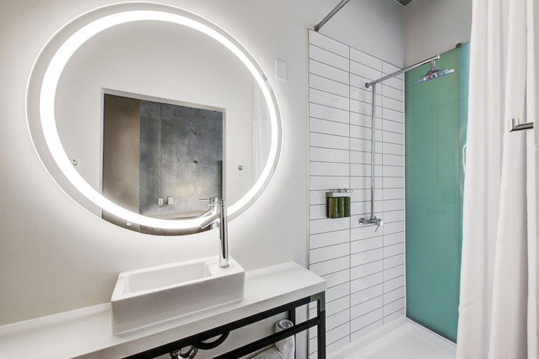Bathroom 5, NYLO Las Colinas Hotel, Tapestry Collection by Hilton, Irving