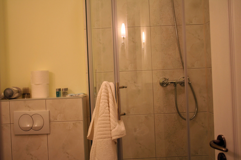 Bathroom 4, Banica Apartments & Rooms, Split