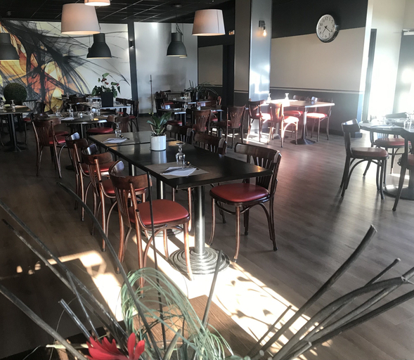 Food & Drinks 5, Fasthôtel Eldorado, Aveyron