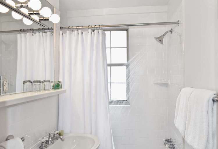Bathroom 4, Hotel Lombardy, Washington D.C.