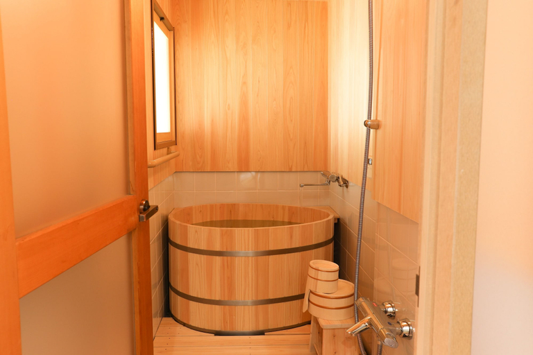 Bathroom 4, Traditional Guesthouse TONARI, Nara