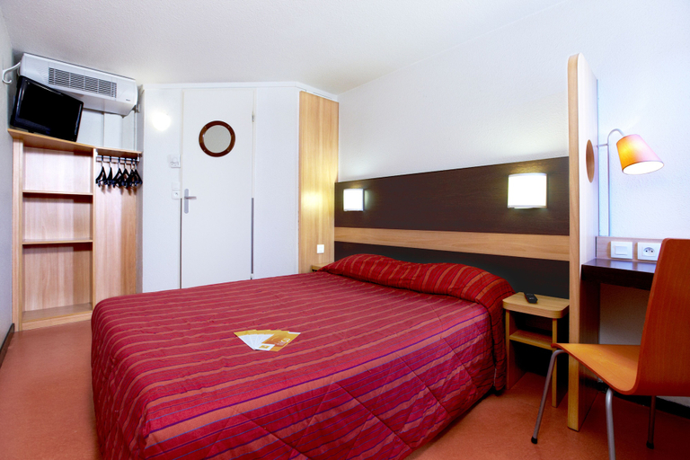 Bedroom 5, Premiere Classe Grenoble Nord - Moirans, Isère