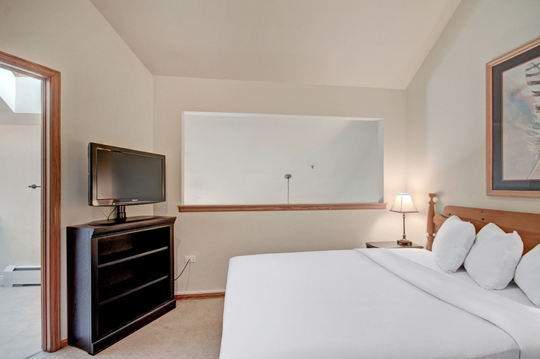 Bedroom 3, River Mountain Lodge, A Vail Resorts Property, Summit