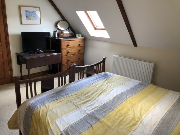 Bedroom 2, The Old Mill Bere Regis, Dorset