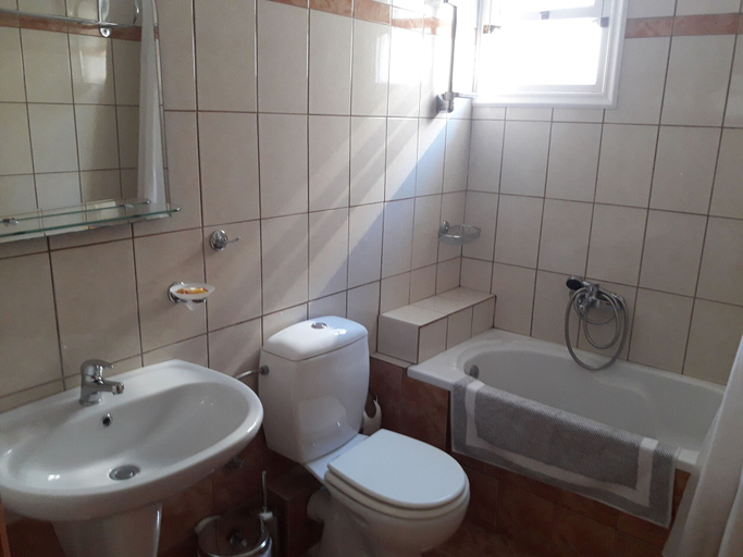 Bathroom 3, Parthenon, South Aegean