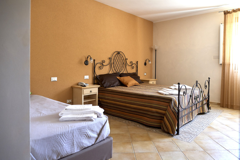Bedroom 3, Baglio dello Zingaro, Trapani