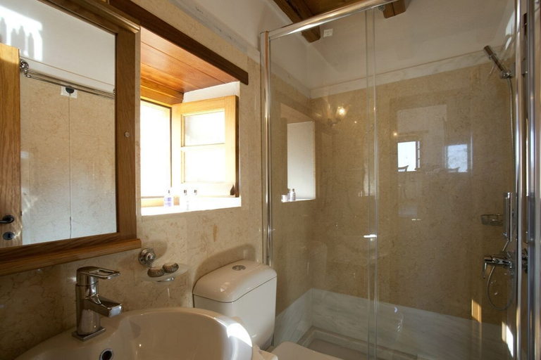 Bathroom 3, Likinia Hotel, Peloponnese