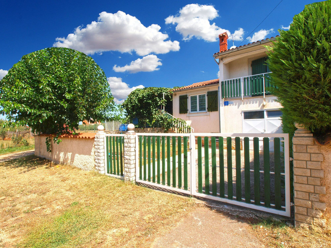 Exterior & Views 2, House 1295, Marčana