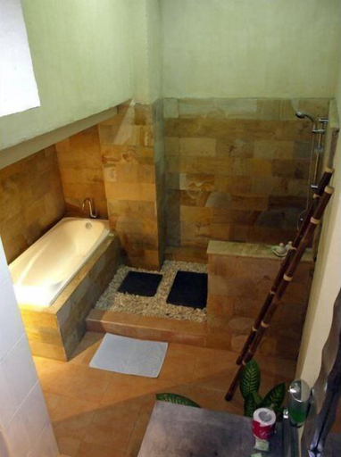 Bathroom 4, Okawati Hotel, Gianyar