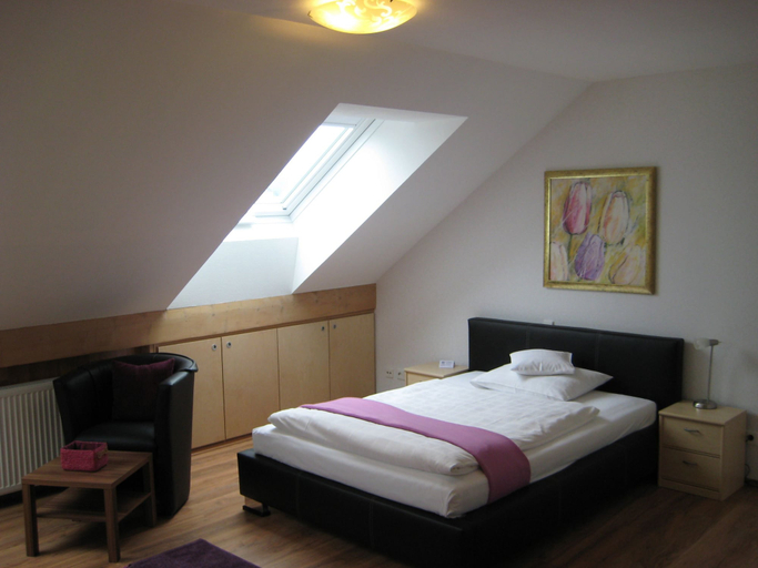 Bedroom 3, Neu Heidelberg - Guesthouse & Apartments, Heidelberg