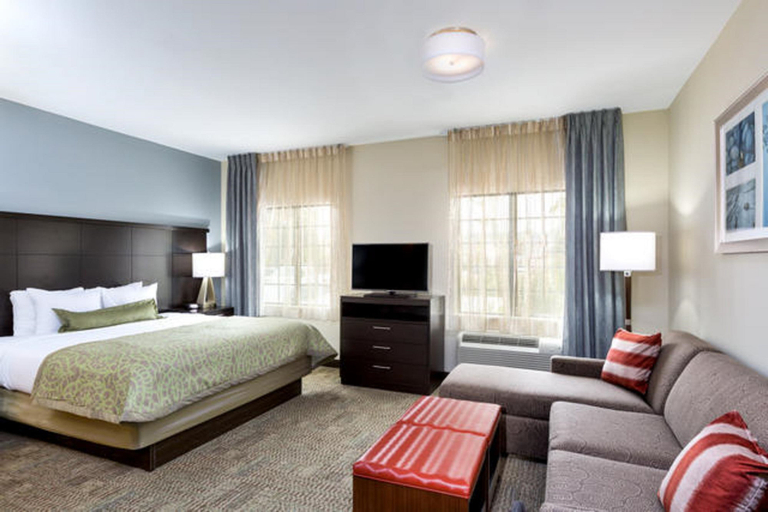 Bedroom 2, Staybridge Suites COLLEGE STATION, Brazos