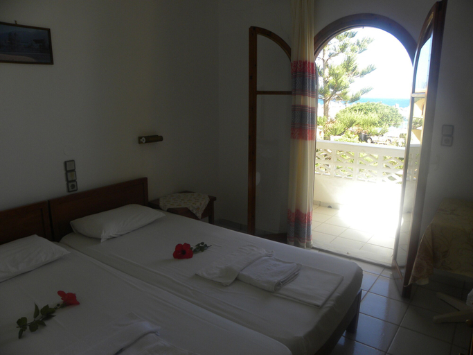 Bedroom 2, Villa Thalia, Crete