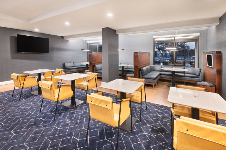 Food & Drinks 5, Courtyard by Marriott Burlington, Alamance